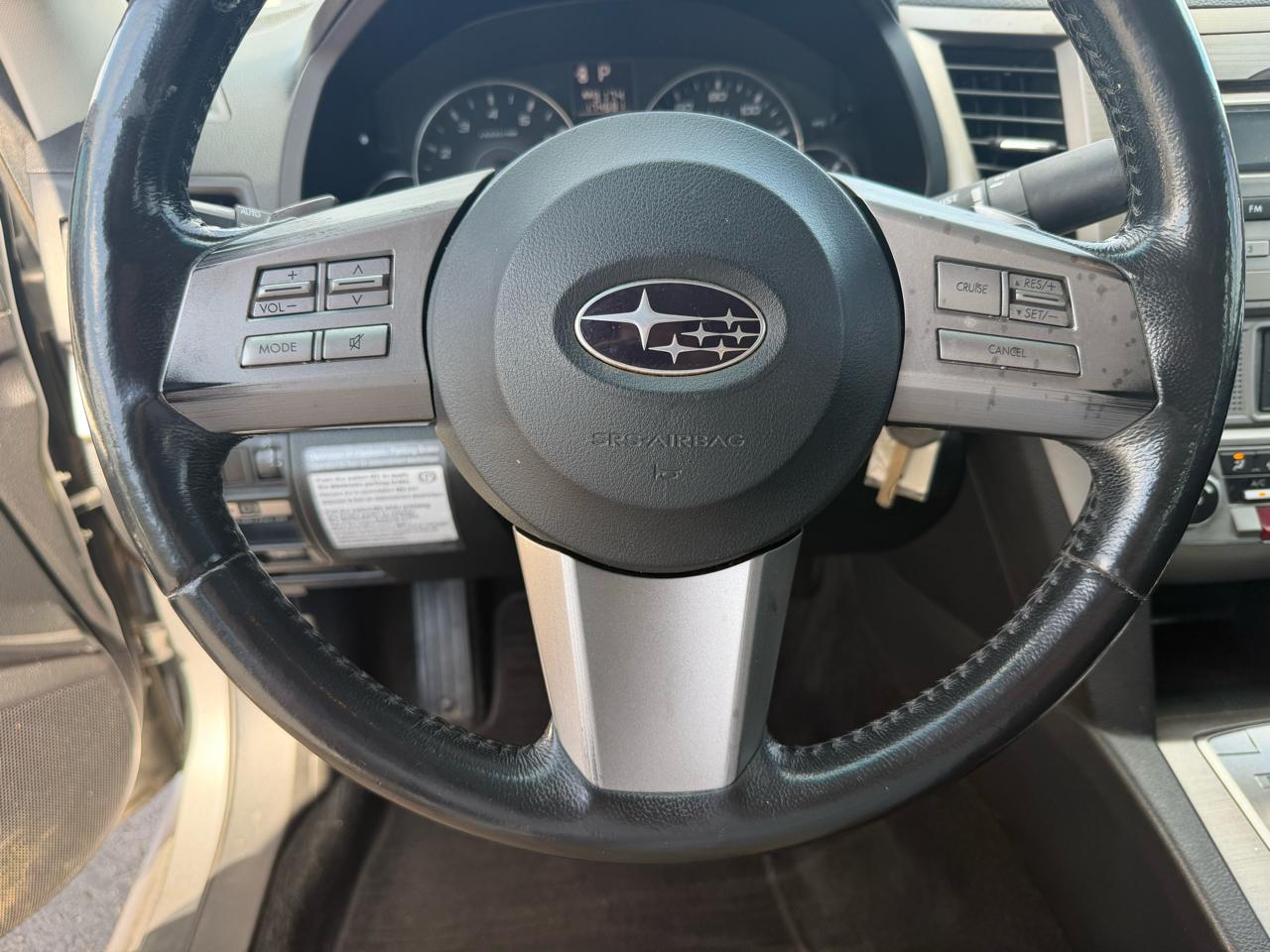 Subaru Legacy 2.5i Premium 2011