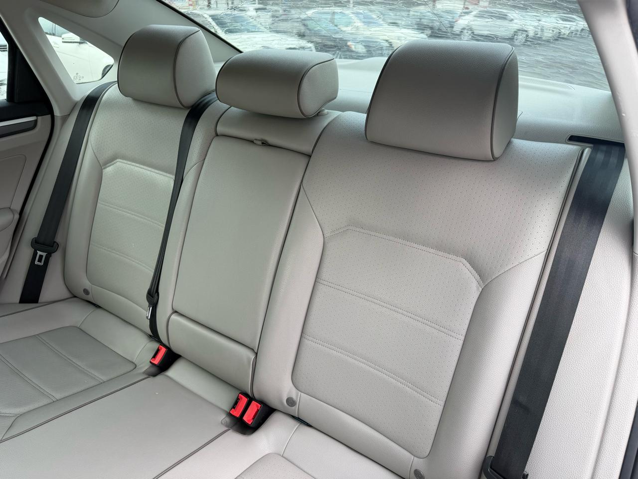 Volkswagen Passat S 2018