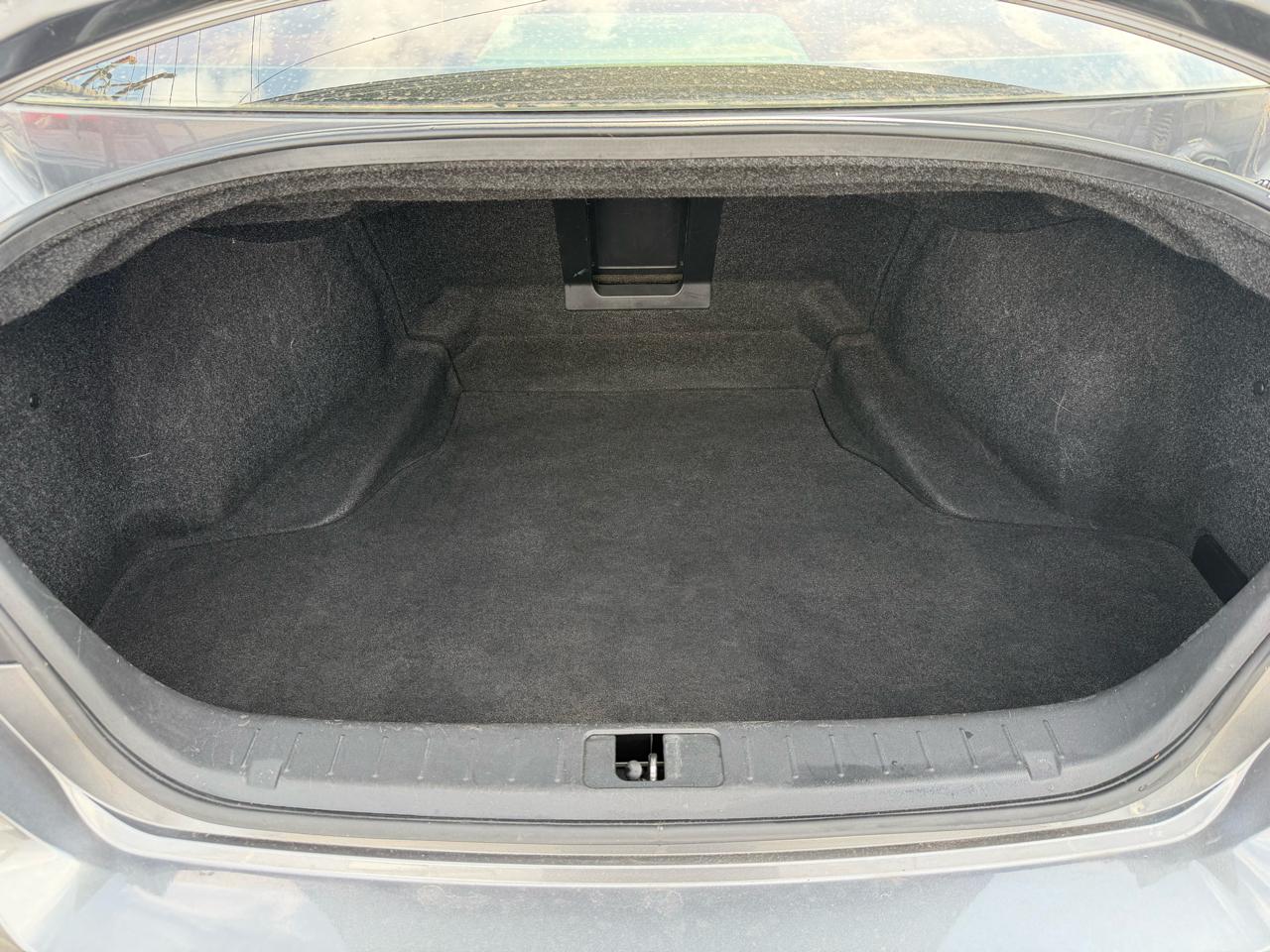 Infiniti Q70 L 3.7 2016