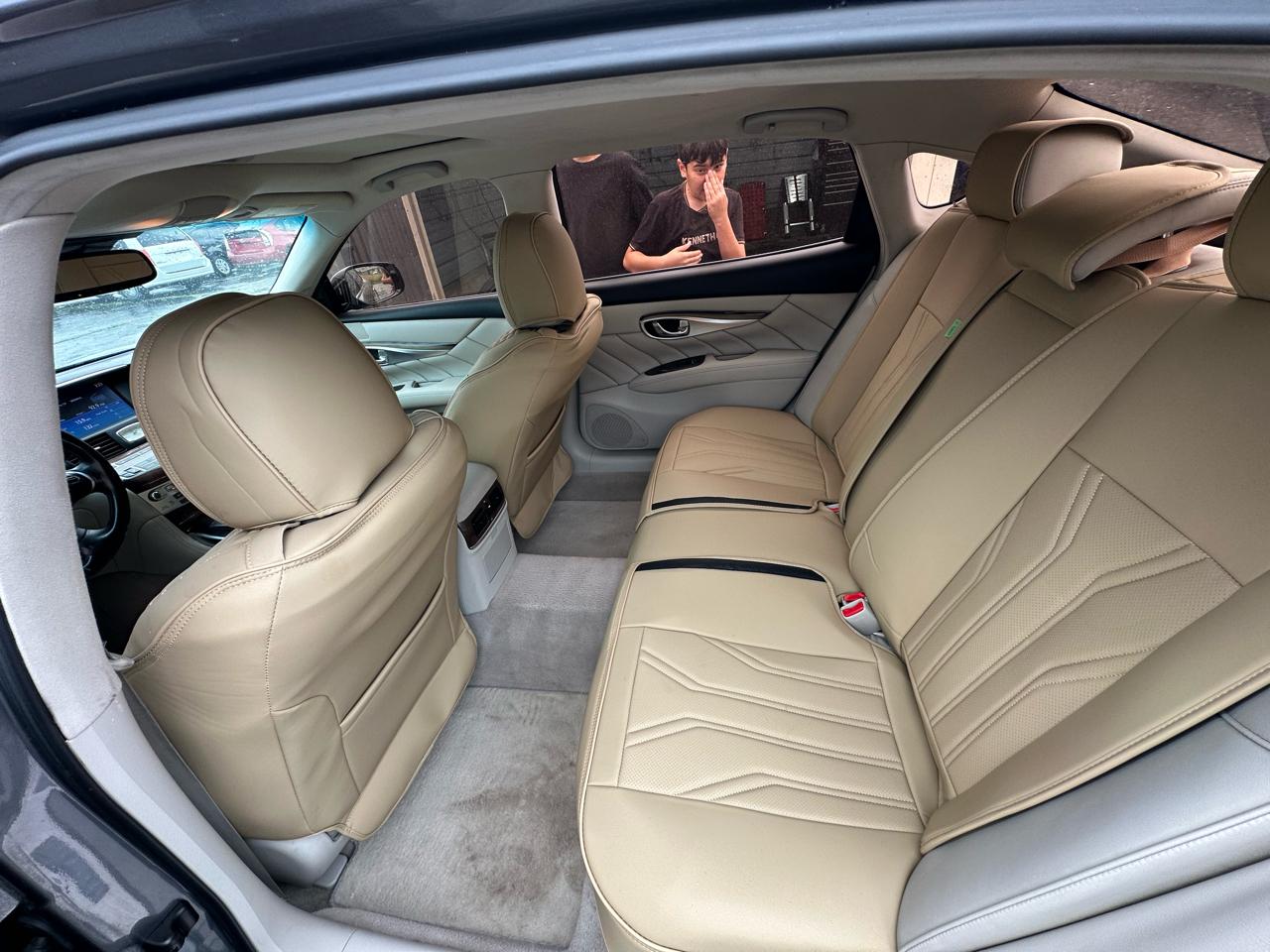 Infiniti Q70 L 3.7 2016