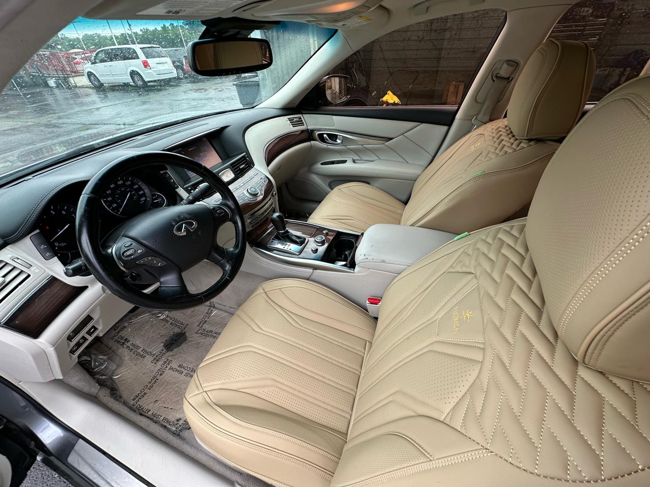 Infiniti Q70 L 3.7 2016