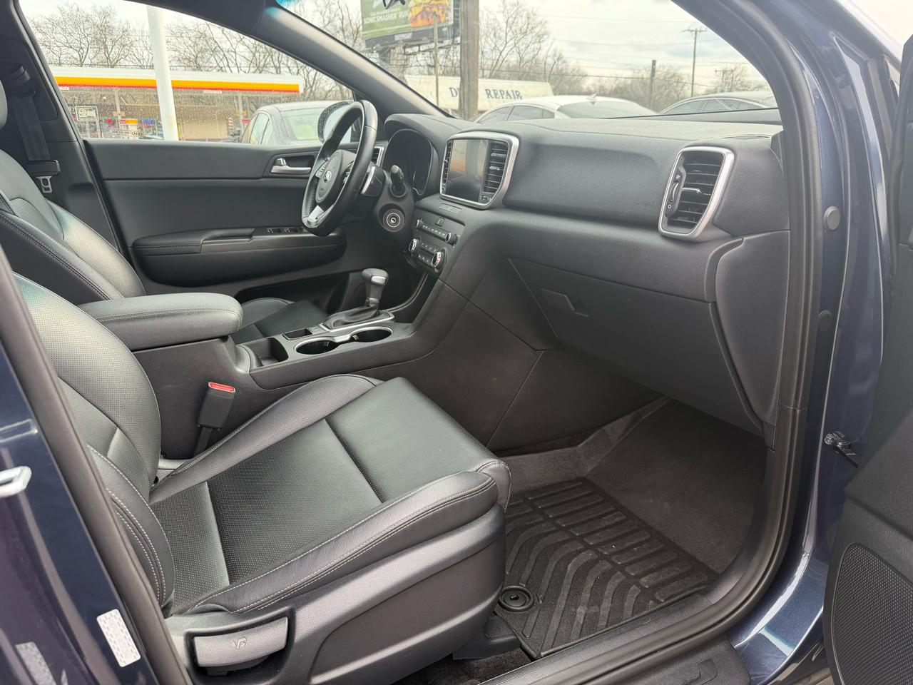 Kia Sportage Nightfall FWD 2022