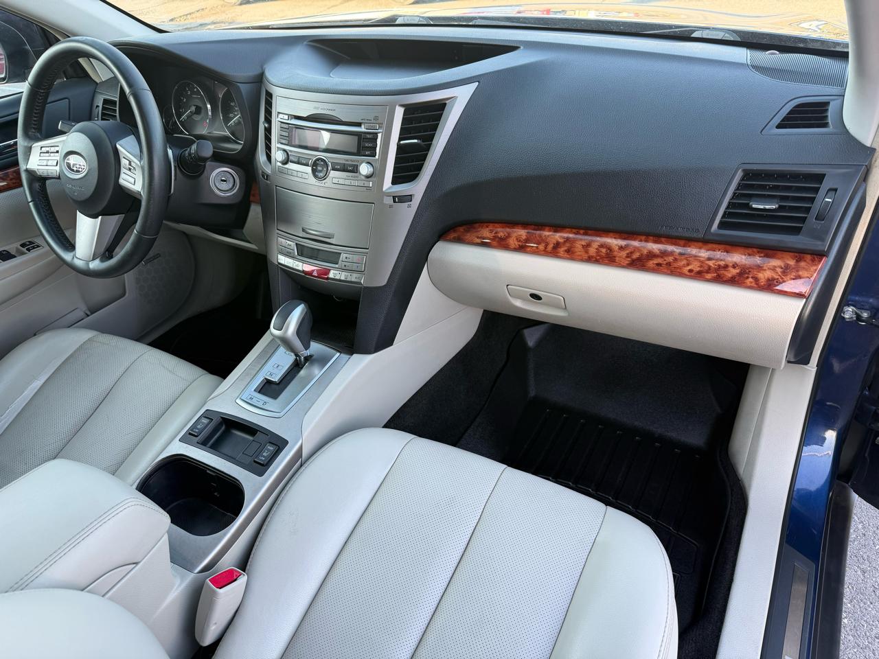 Subaru Outback 3.6R Limited 2011