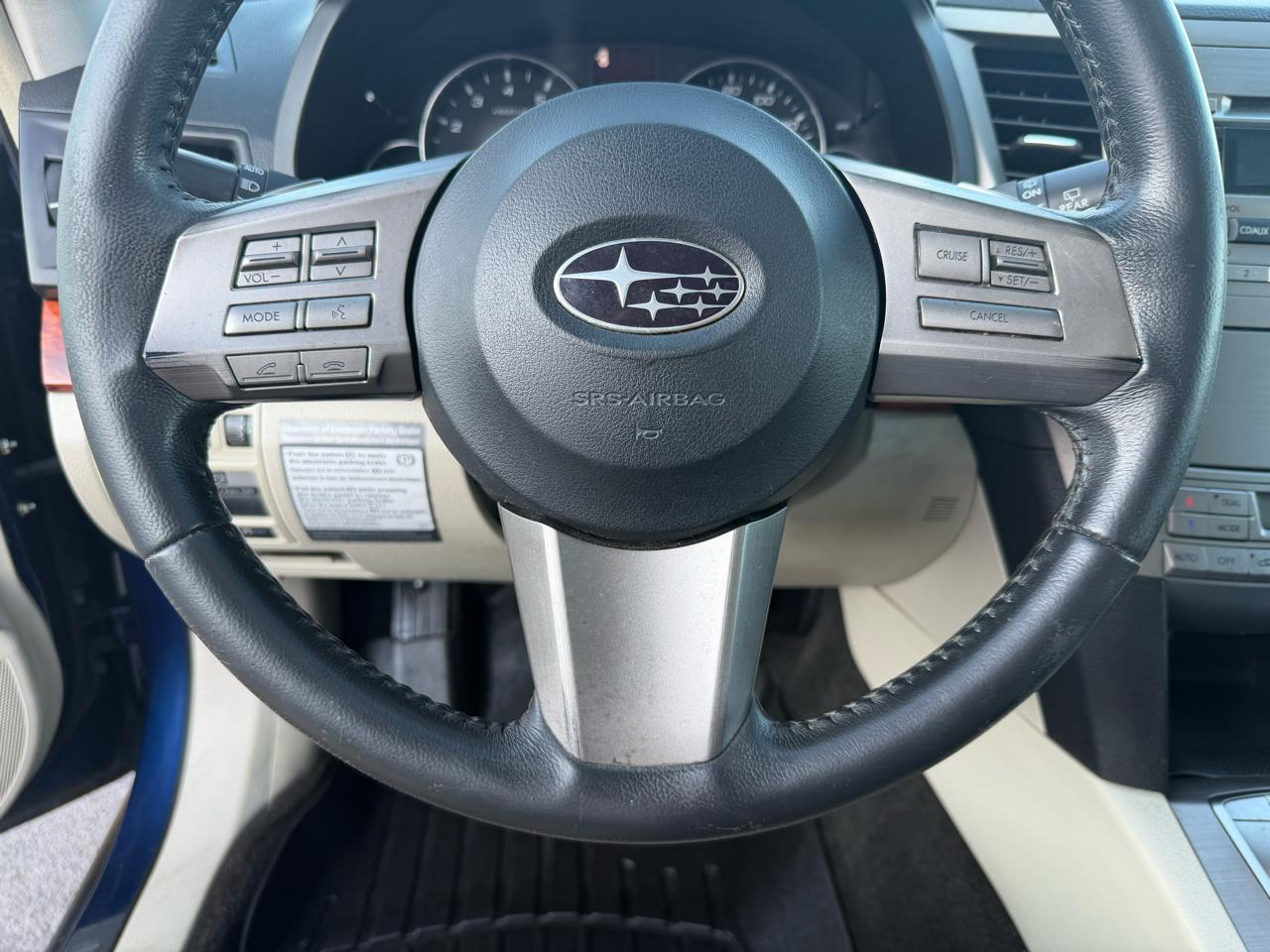 Subaru Outback 3.6R Limited 2011