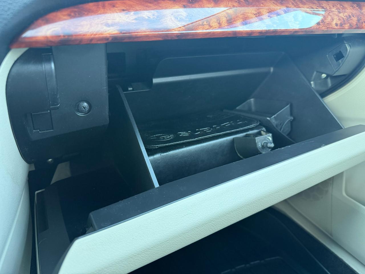 Subaru Outback 3.6R Limited 2011