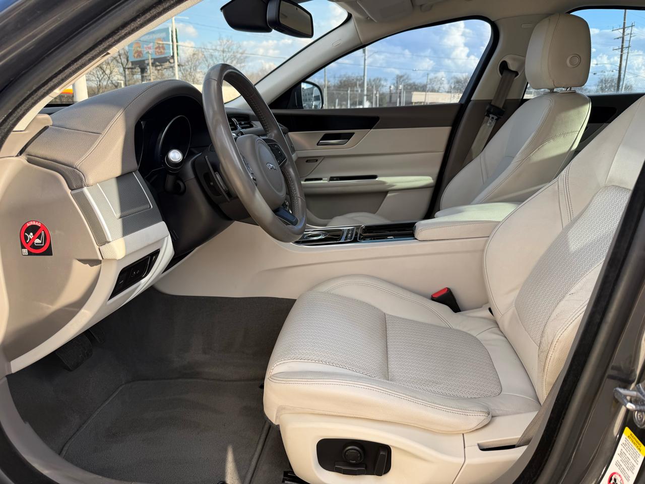 Jaguar XF-Series 35t Prestige 2016