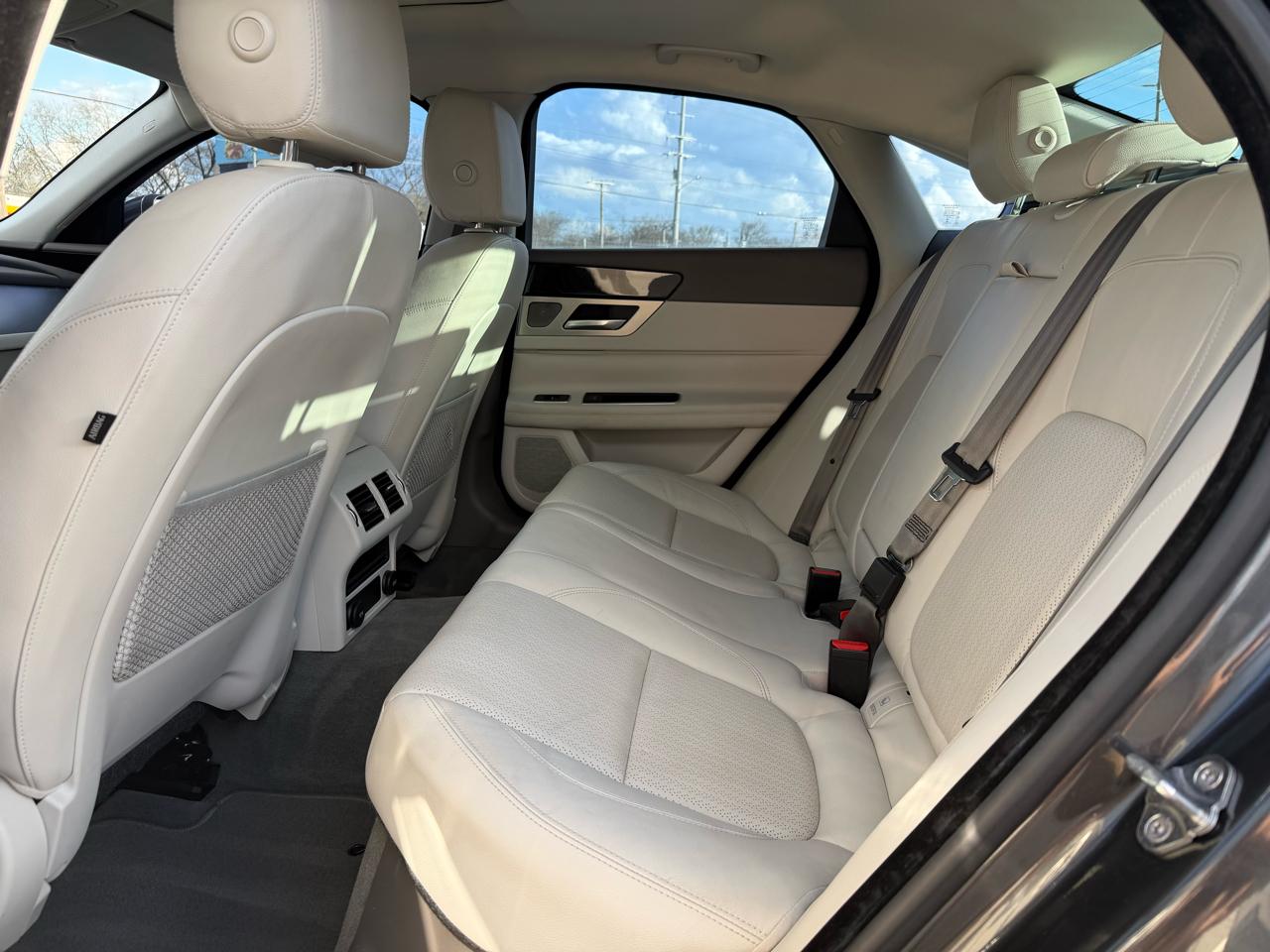 Jaguar XF-Series 35t Prestige 2016