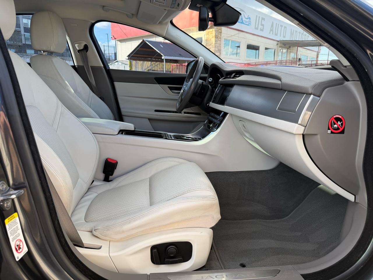 Jaguar XF-Series 35t Prestige 2016