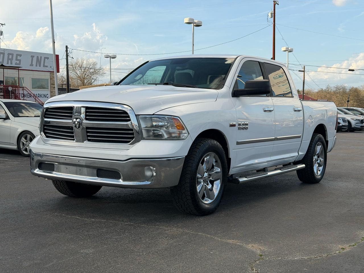 RAM 1500 SLT Crew Cab SWB 2WD 2014