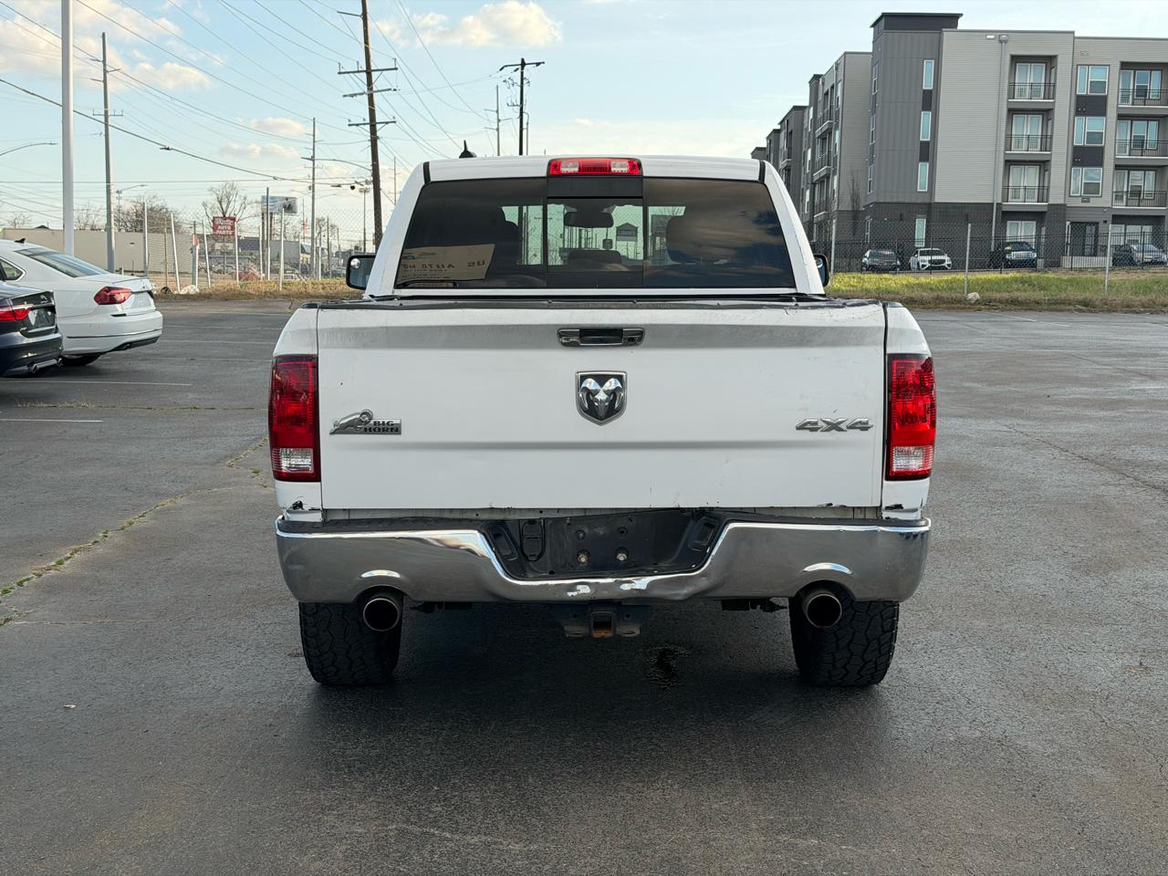 RAM 1500 SLT Crew Cab SWB 2WD 2014