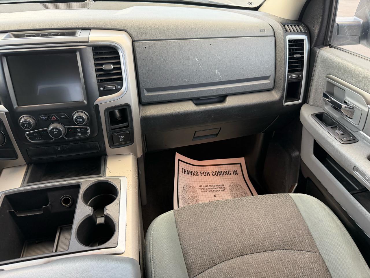 RAM 1500 SLT Crew Cab SWB 2WD 2014