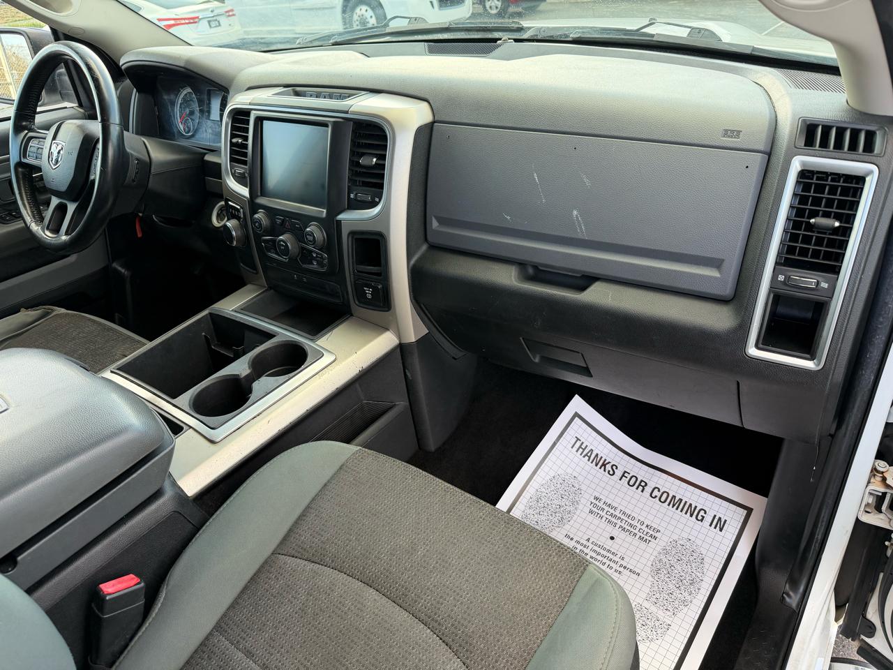 RAM 1500 SLT Crew Cab SWB 2WD 2014