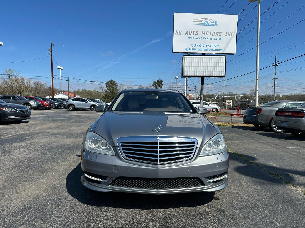 Mercedes-Benz S-Class S550 2013