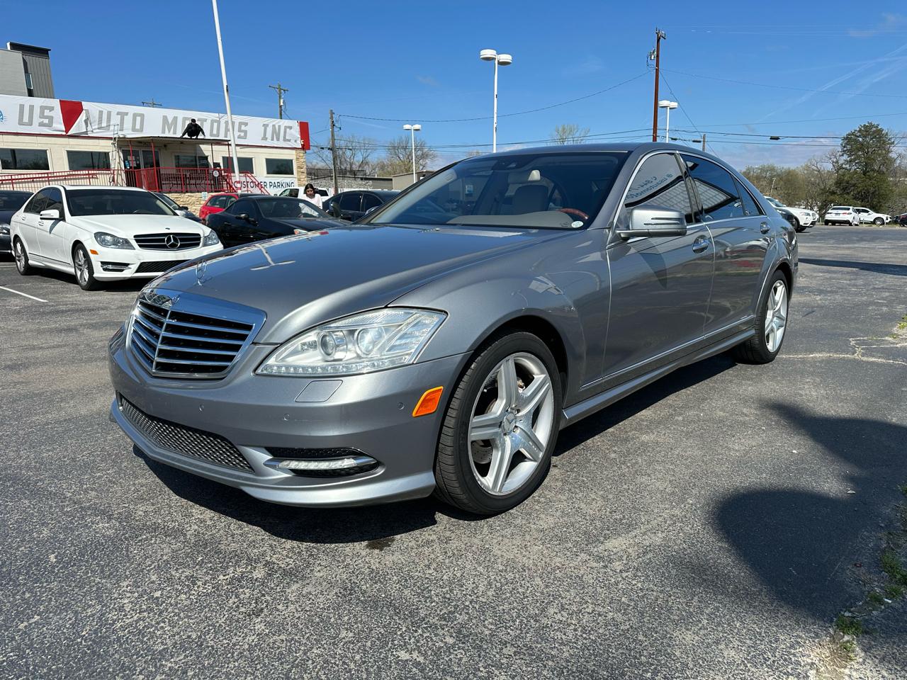 Mercedes-Benz S-Class S550 2013