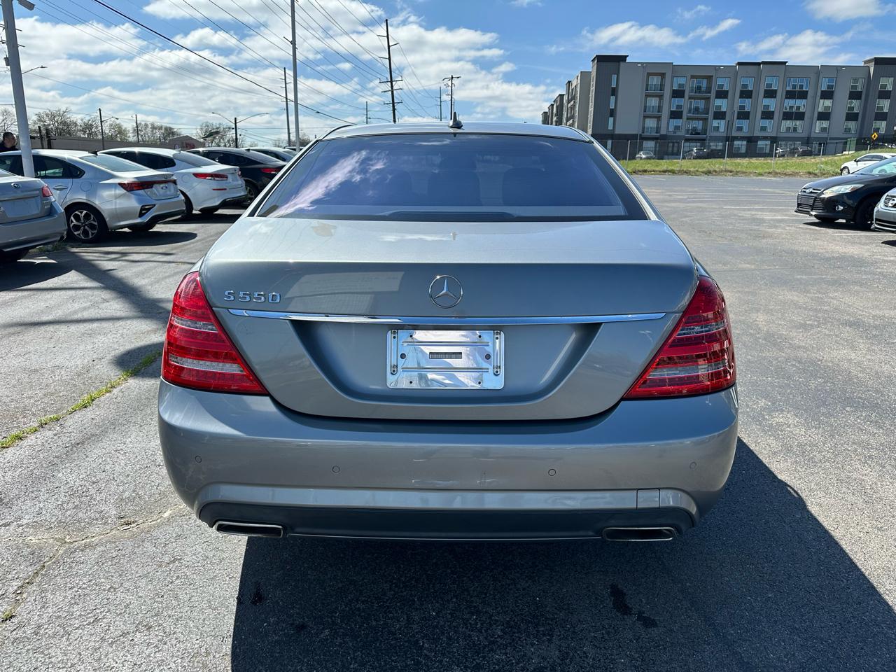 Mercedes-Benz S-Class S550 2013