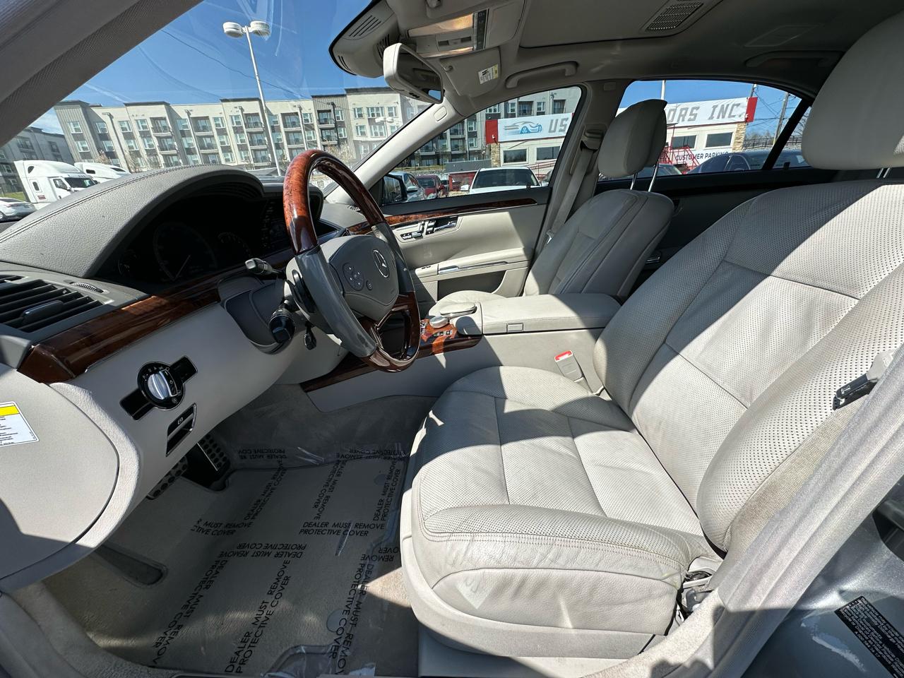 Mercedes-Benz S-Class S550 2013