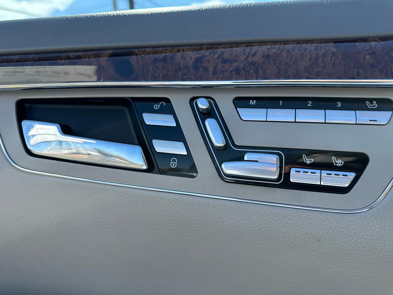 Mercedes-Benz S-Class S550 2013