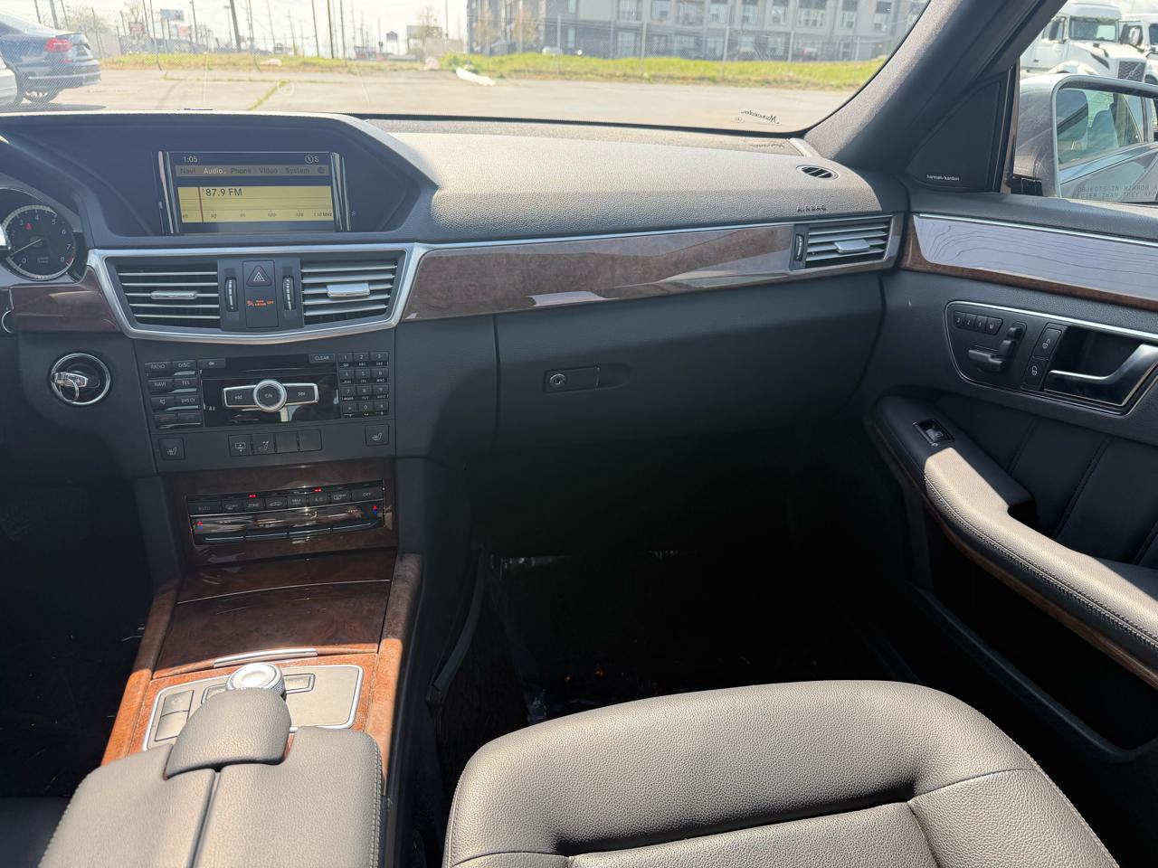 Mercedes-Benz E-Class E350 Sedan 2012