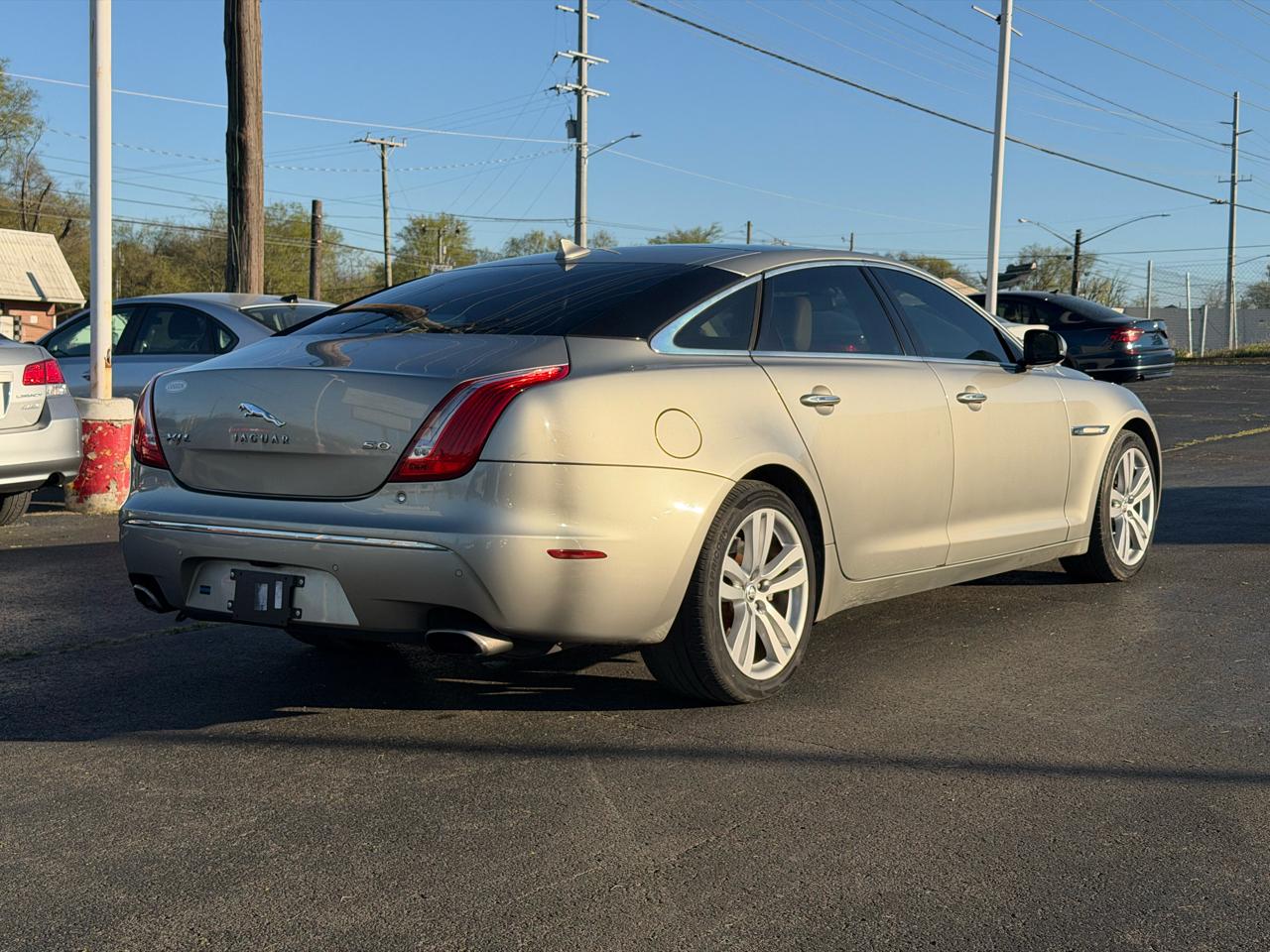 Jaguar XJ-Series XJL Portfolio 2013
