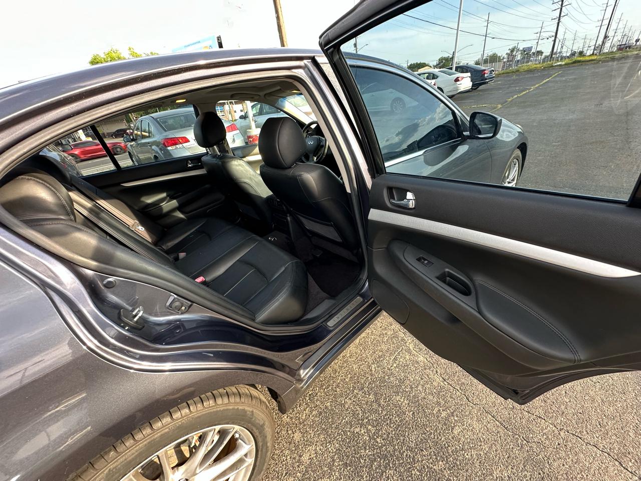 Infiniti G Sedan G37 2009