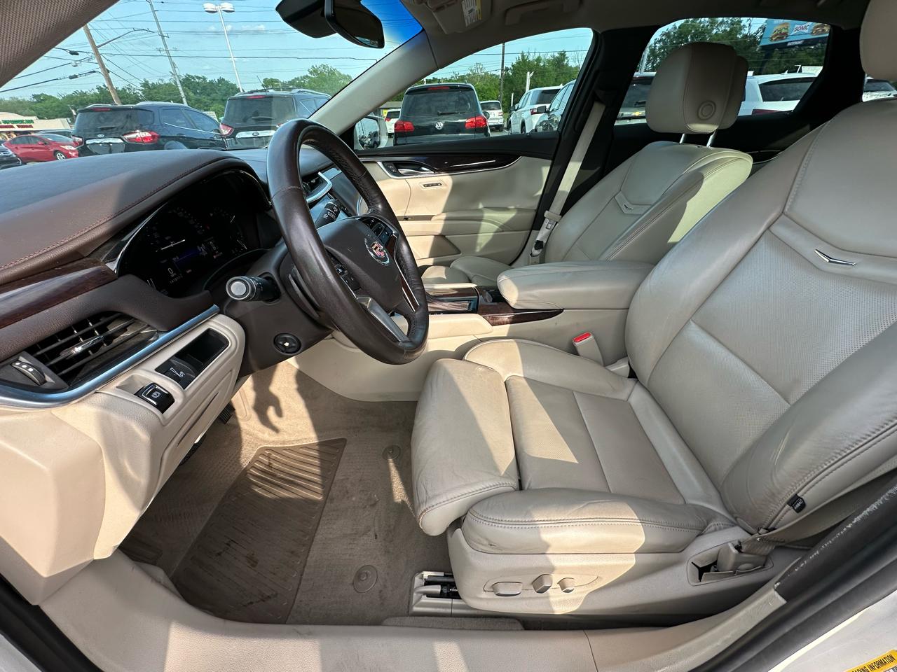 Cadillac XTS Luxury FWD 2014