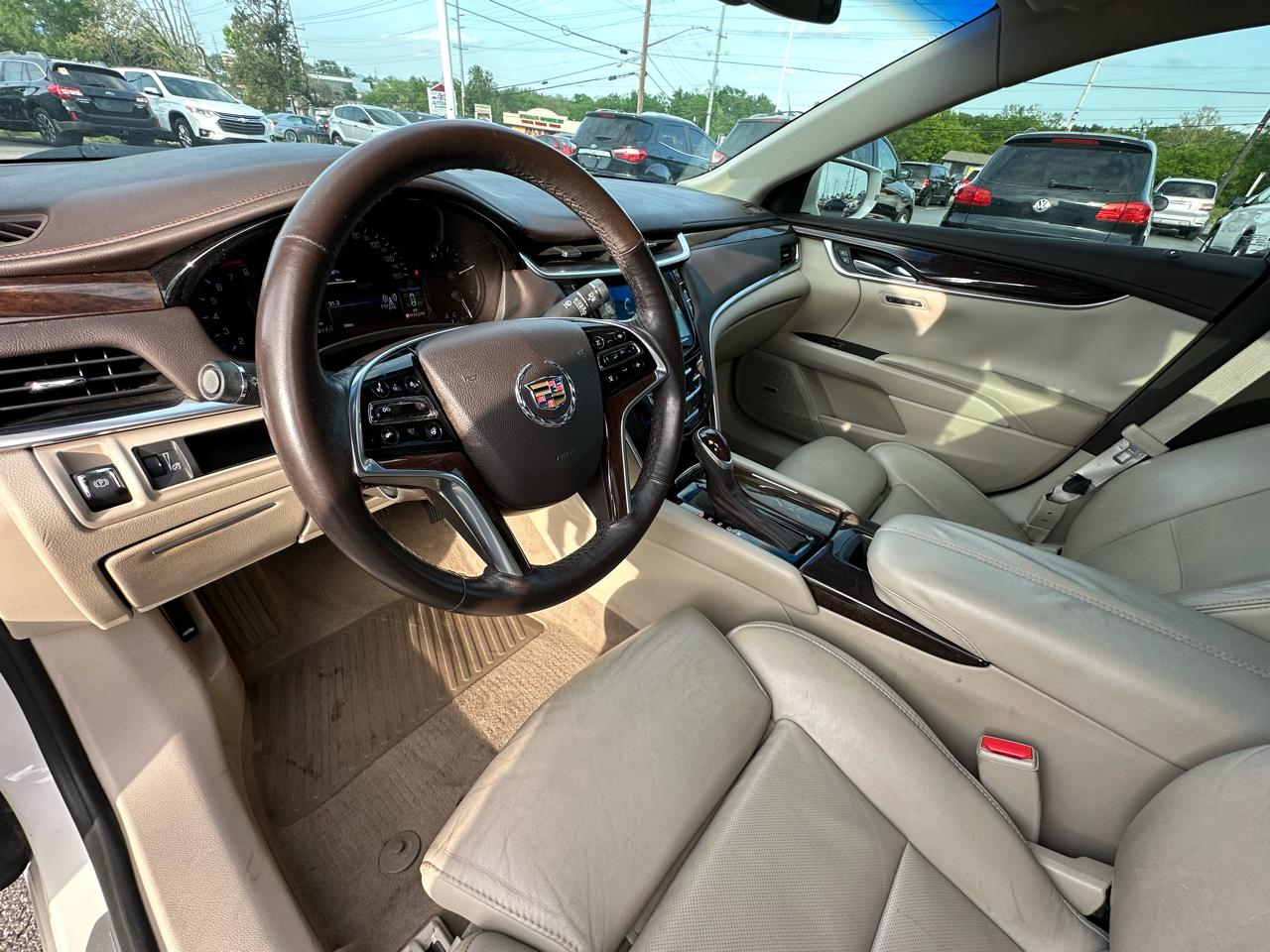 Cadillac XTS Luxury FWD 2014