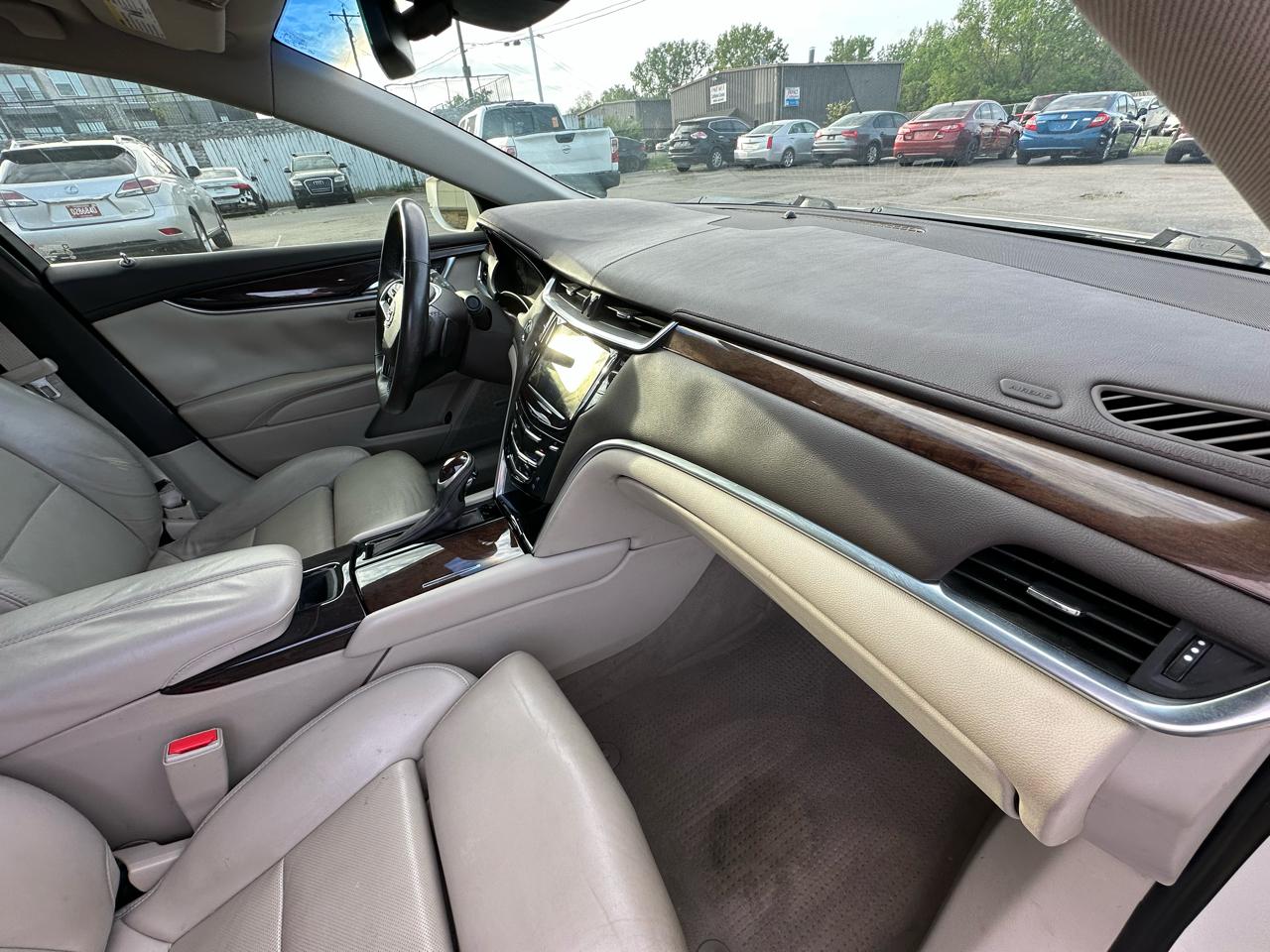 Cadillac XTS Luxury FWD 2014