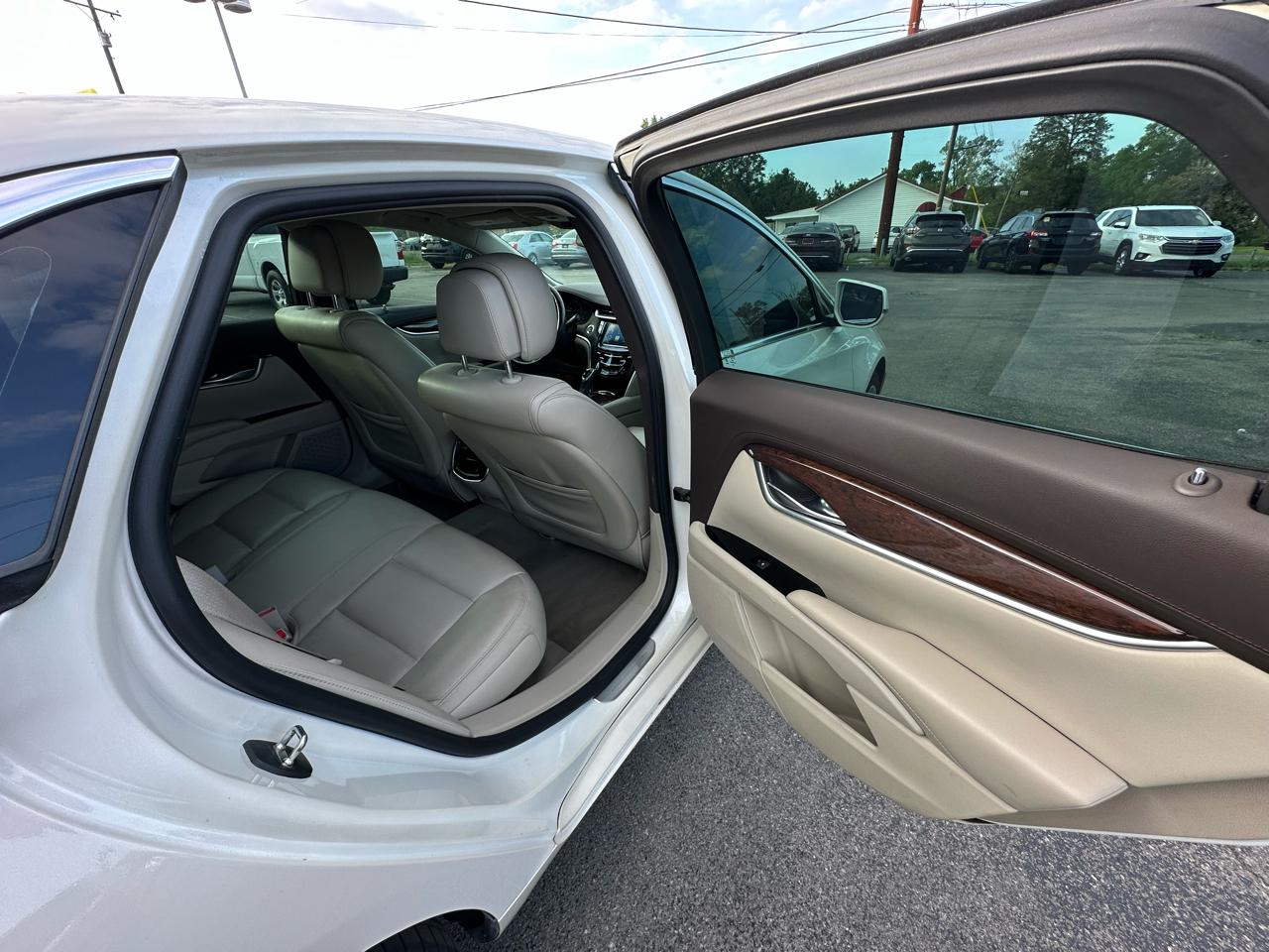 Cadillac XTS Luxury FWD 2014