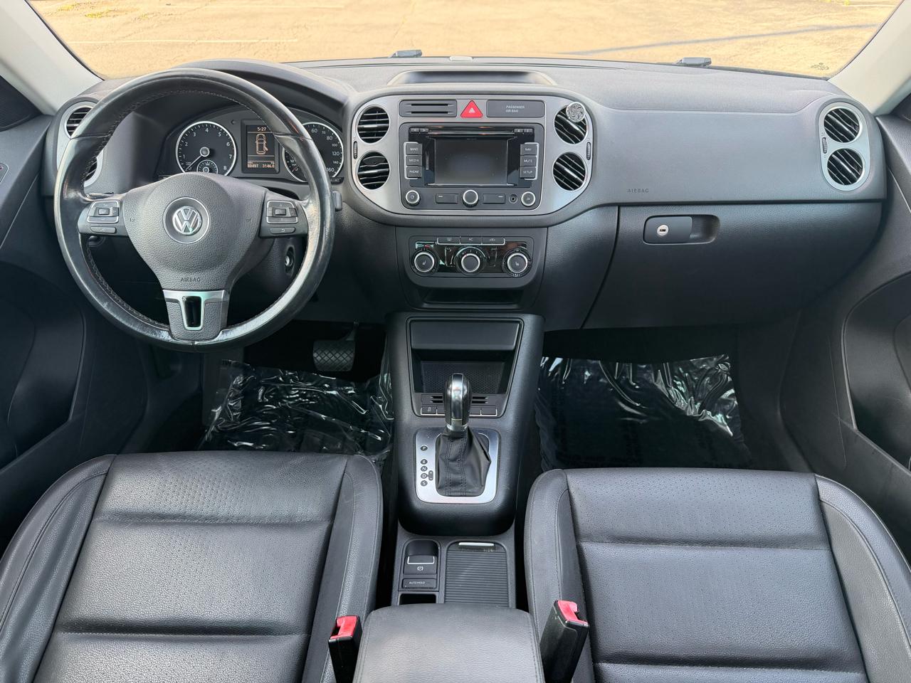 Volkswagen Tiguan SEL 2011