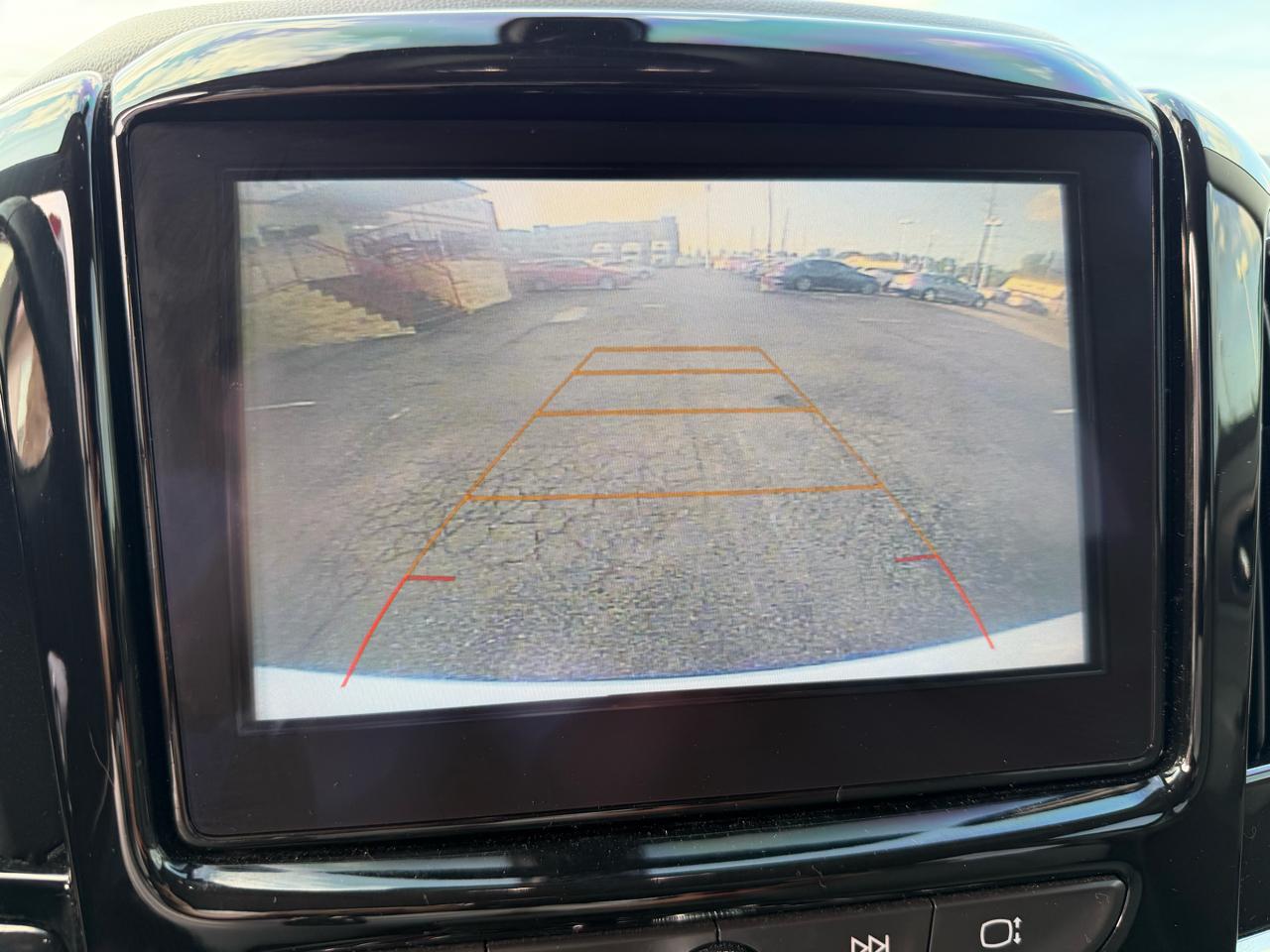 Chevrolet Traverse LT Cloth FWD 2019