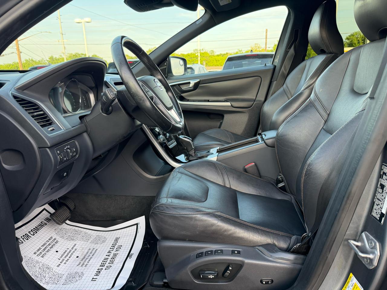 Volvo XC60 T5 Drive-E Platinum FWD 2016