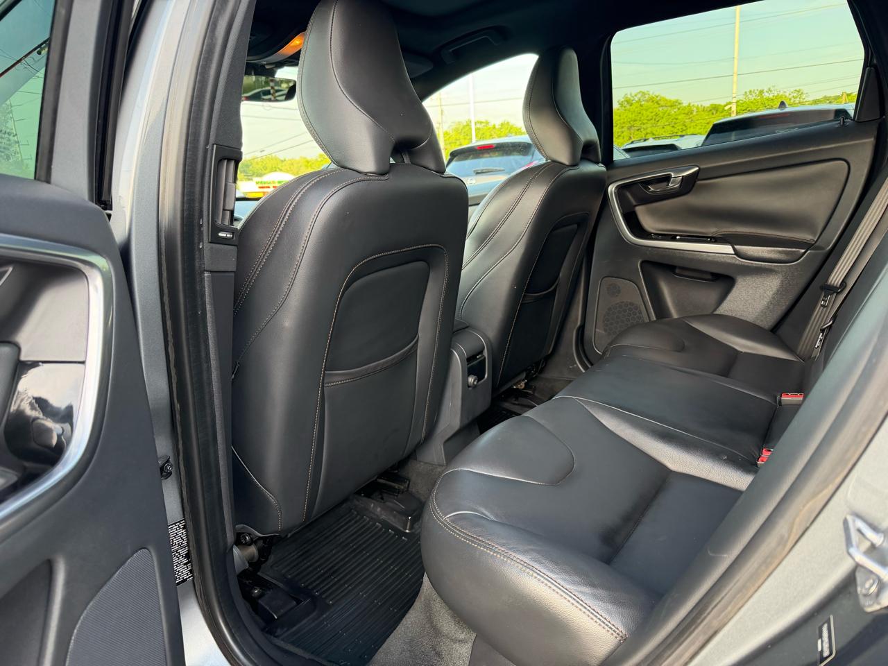 Volvo XC60 T5 Drive-E Platinum FWD 2016