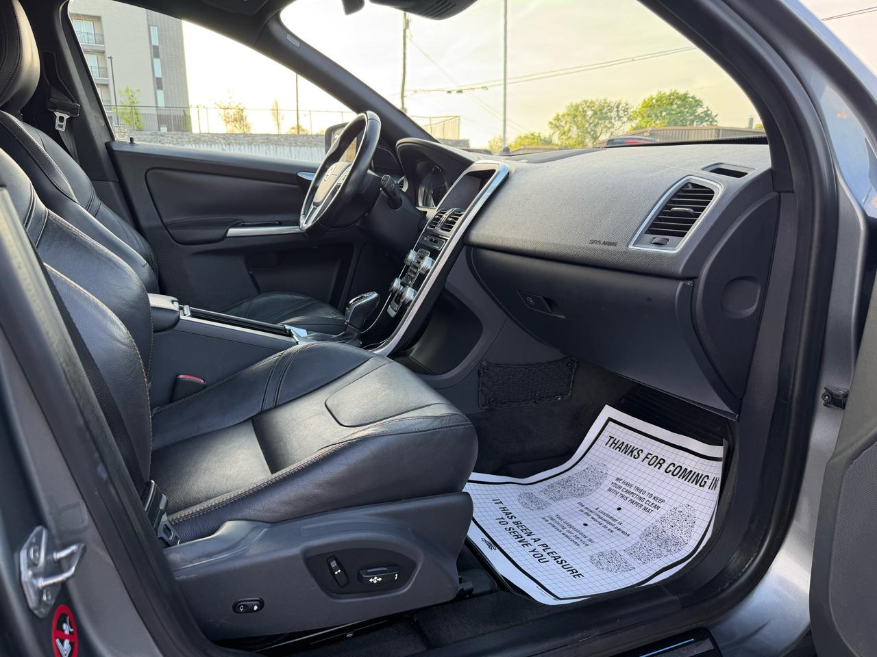 Volvo XC60 T5 Drive-E Platinum FWD 2016