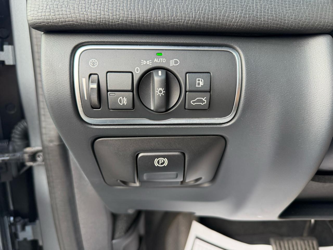 Volvo XC60 T5 Drive-E Platinum FWD 2016