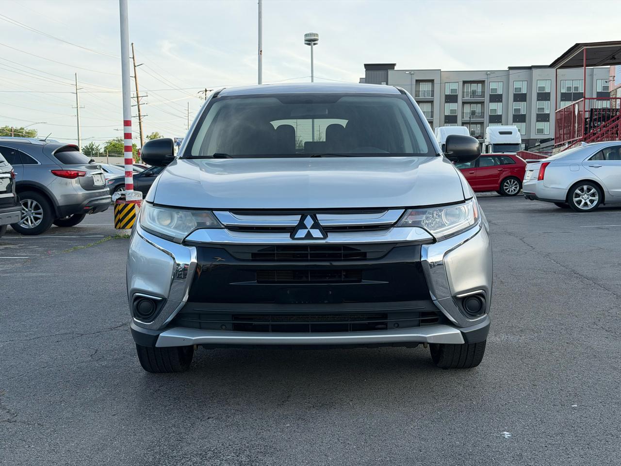 Mitsubishi Outlander SEL AWD 2018