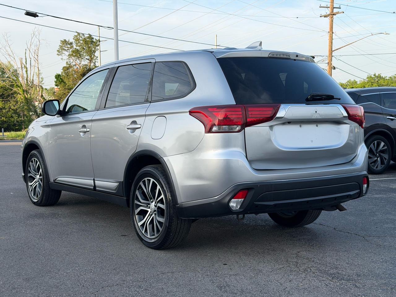 Mitsubishi Outlander SEL AWD 2018