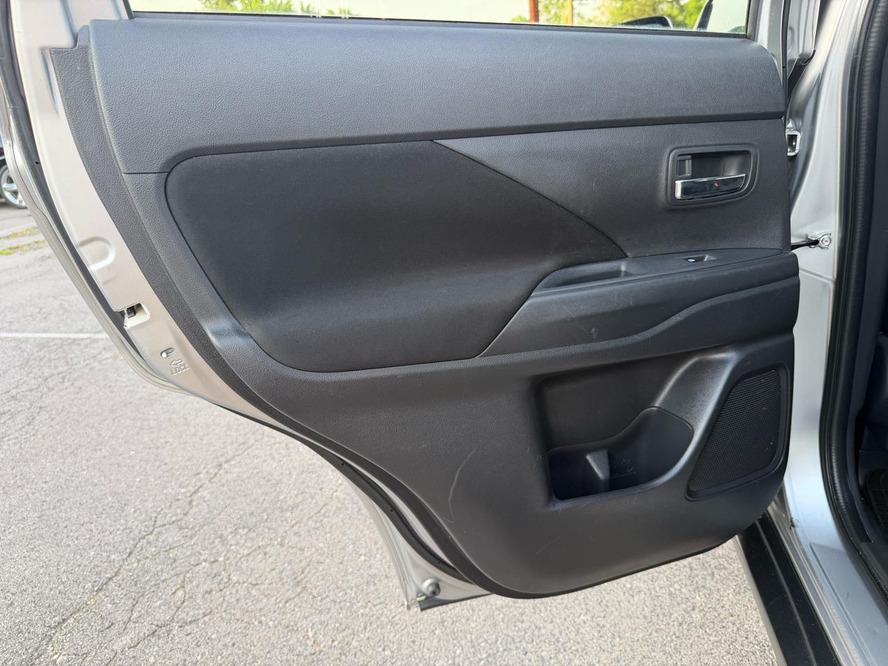 Mitsubishi Outlander SEL AWD 2018