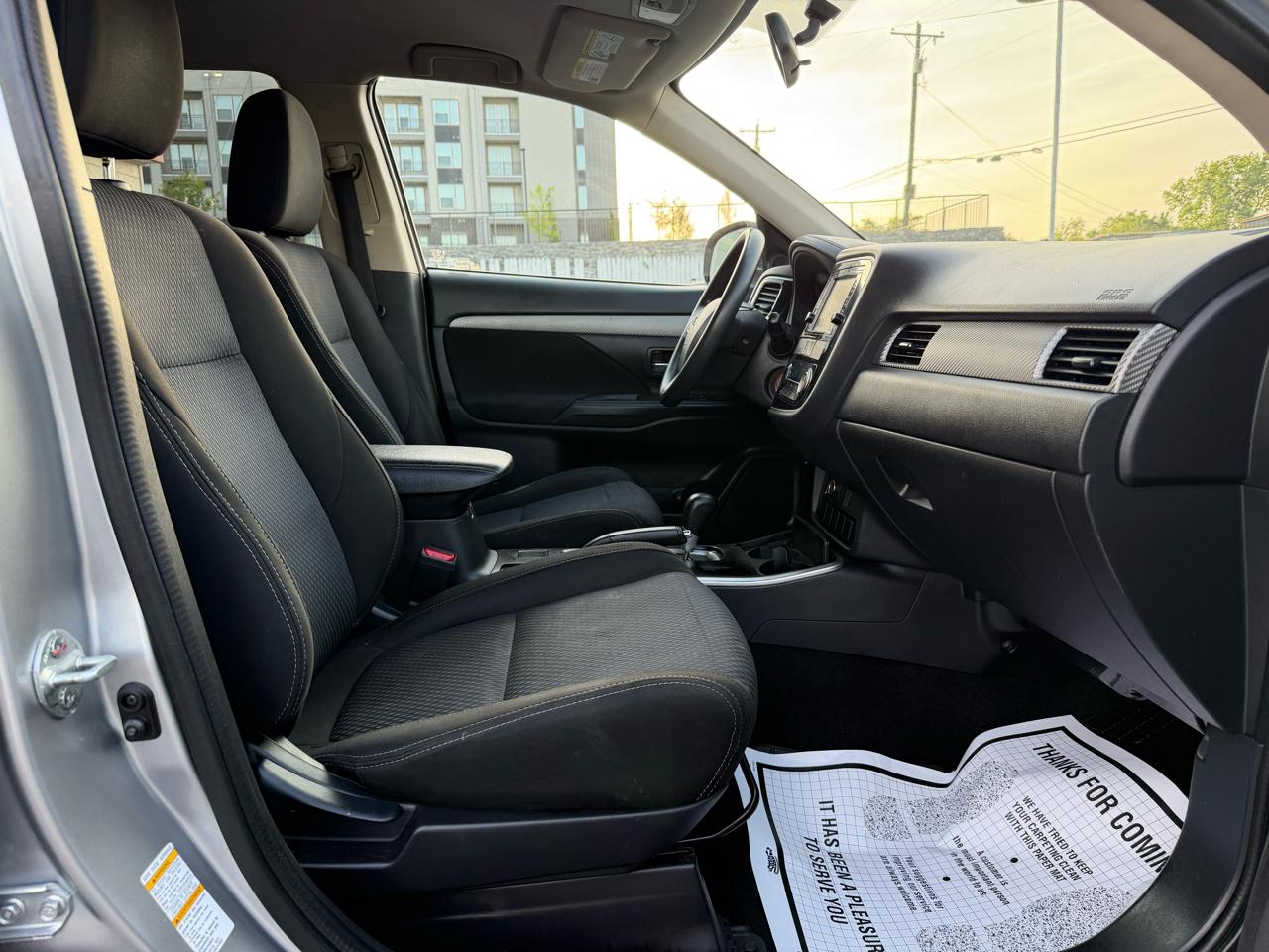 Mitsubishi Outlander SEL AWD 2018