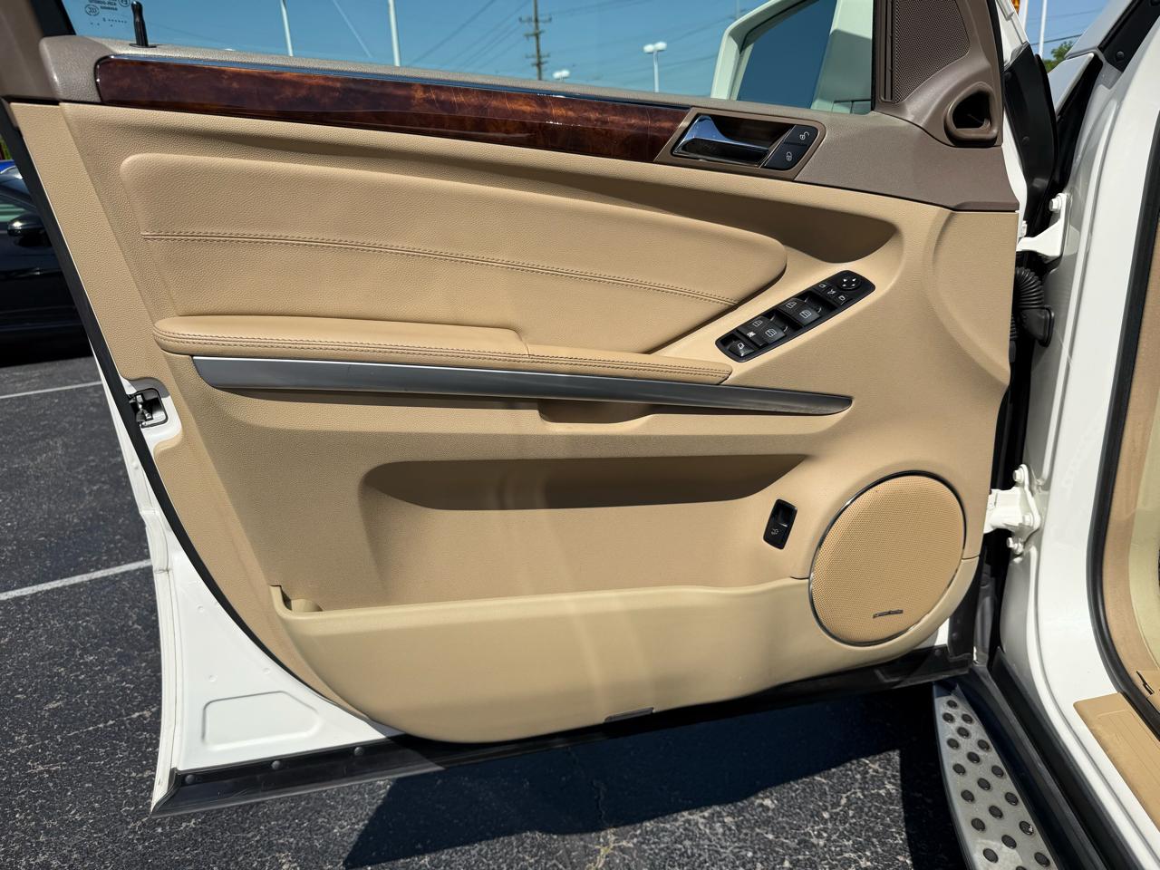 Mercedes-Benz GL-Class GL450 4MATIC 2012