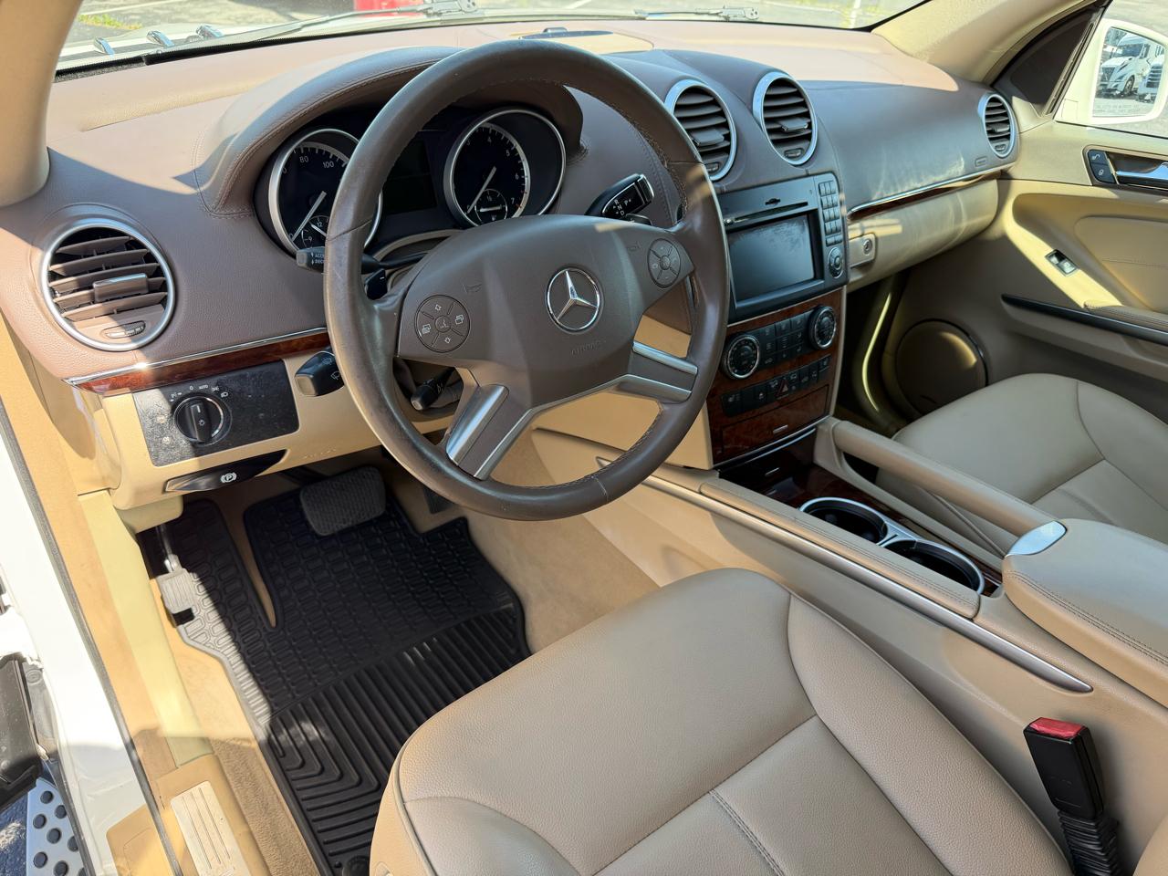 Mercedes-Benz GL-Class GL450 4MATIC 2012