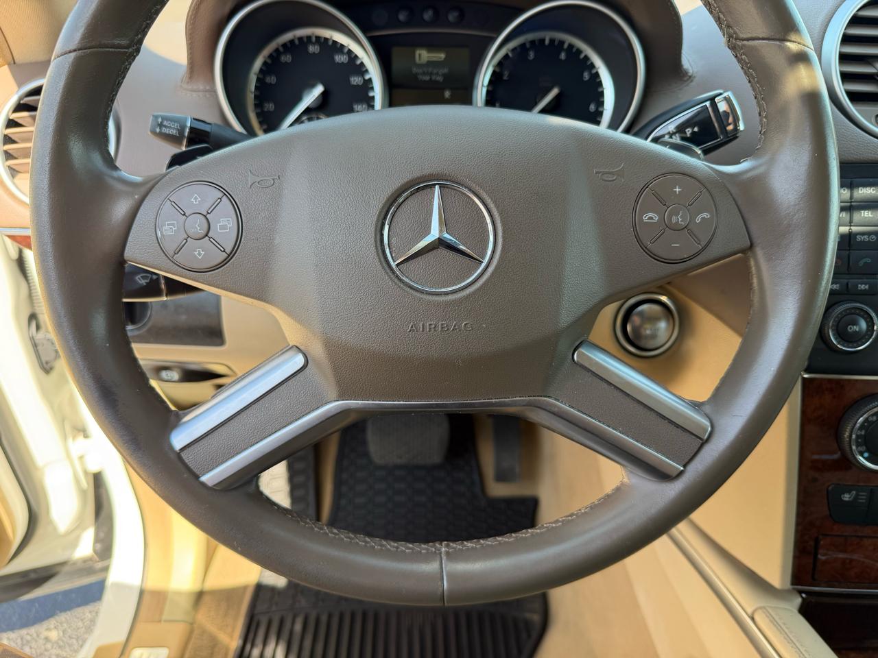 Mercedes-Benz GL-Class GL450 4MATIC 2012