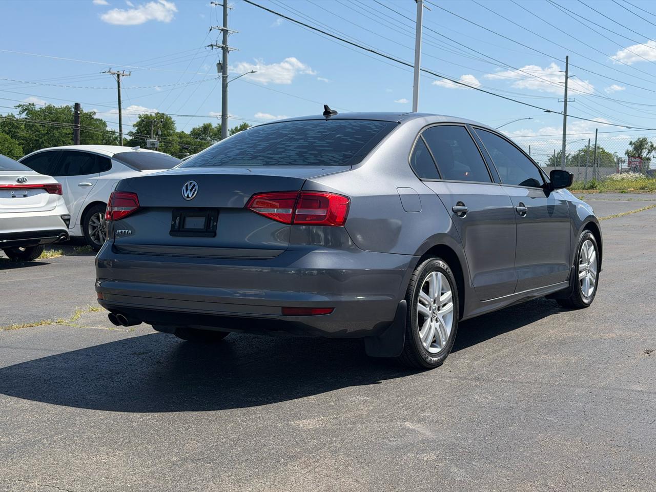 Volkswagen Jetta S 6A 2015