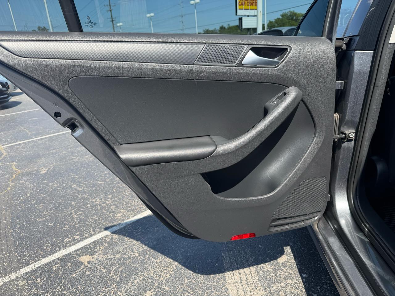 Volkswagen Jetta S 6A 2015