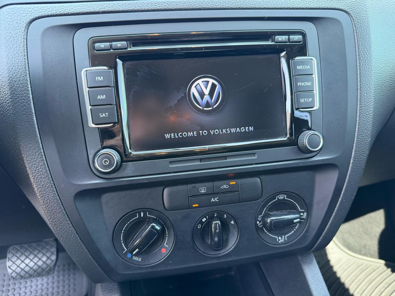 Volkswagen Jetta S 6A 2015