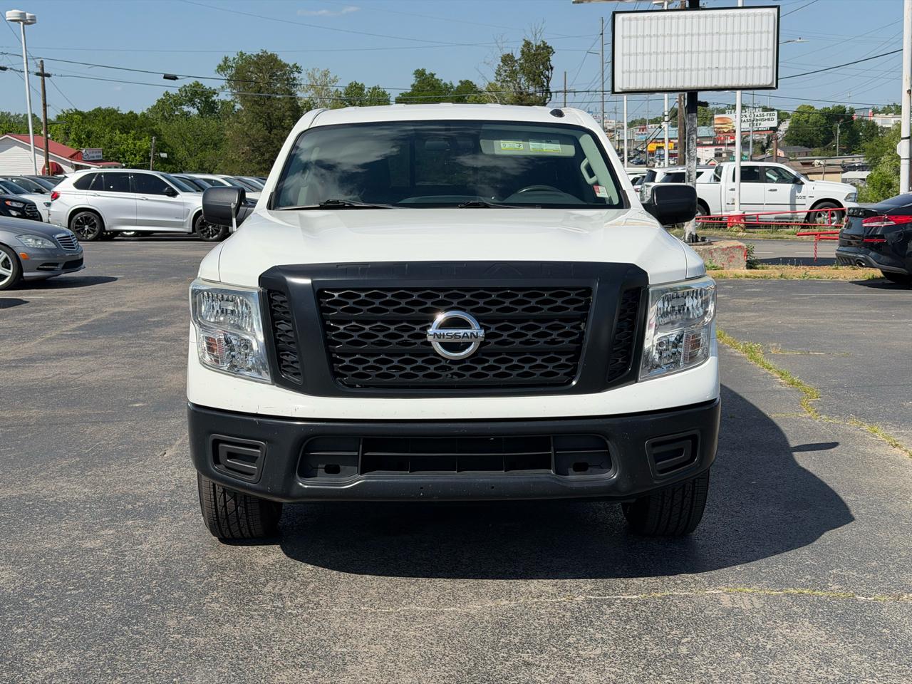 Nissan Titan S Crew Cab 2WD 2019