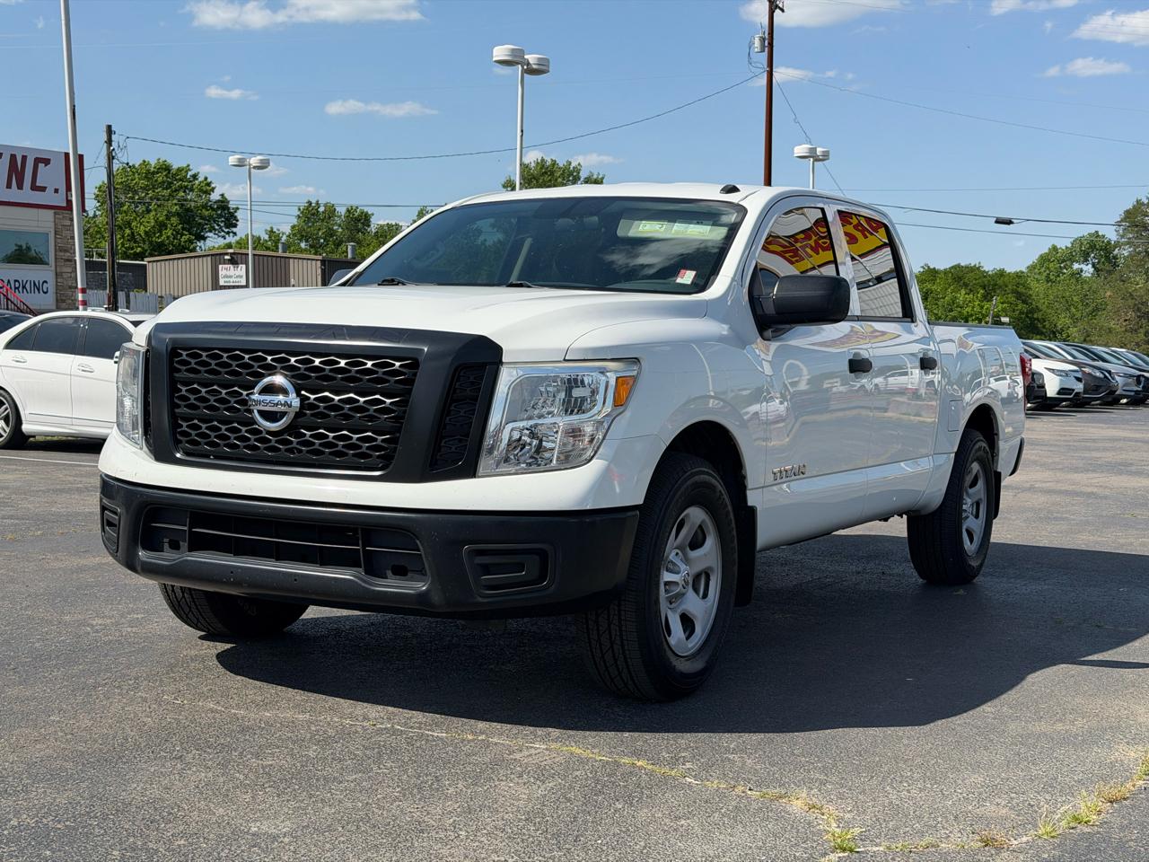 Nissan Titan S Crew Cab 2WD 2019