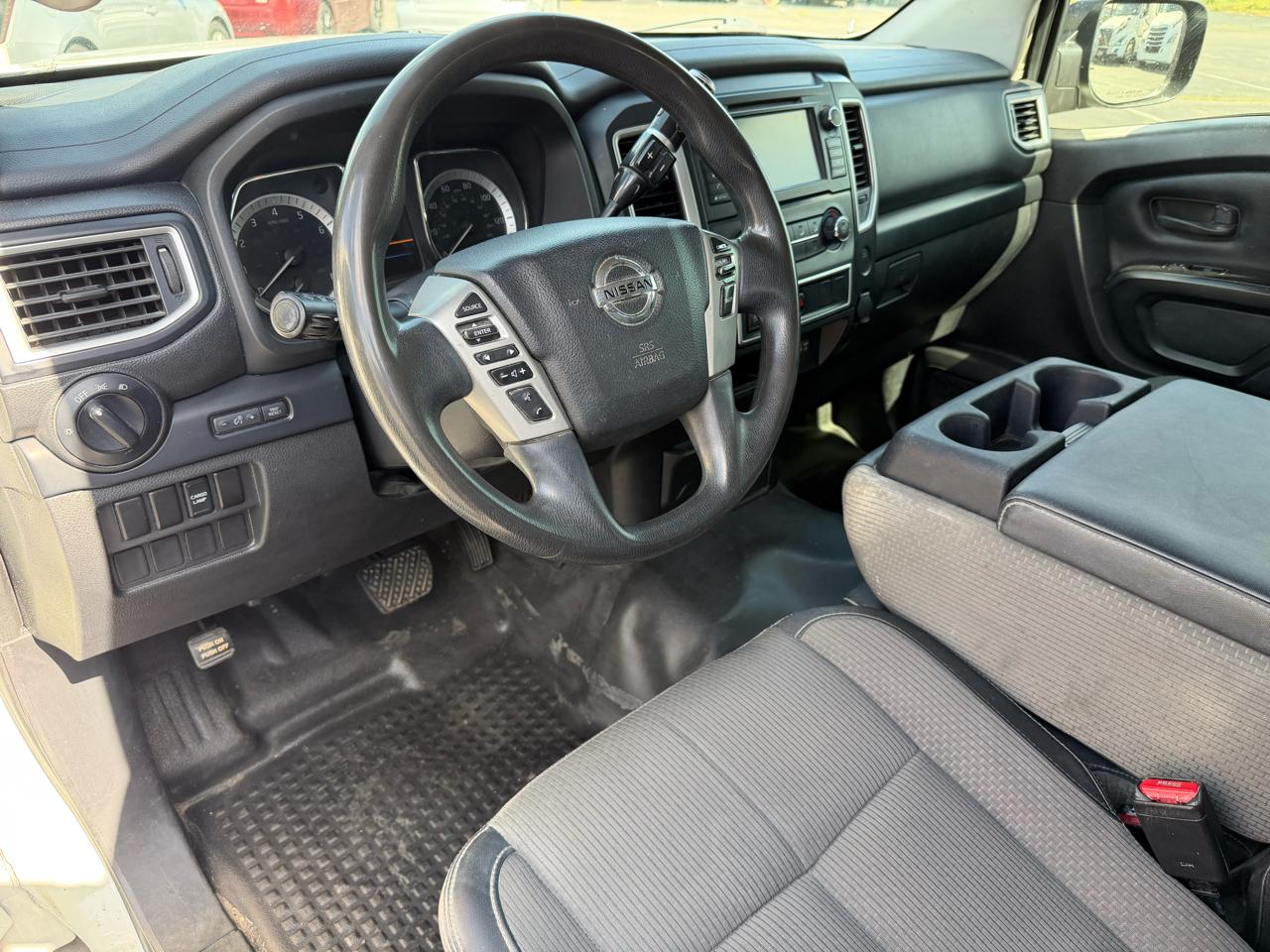 Nissan Titan S Crew Cab 2WD 2019