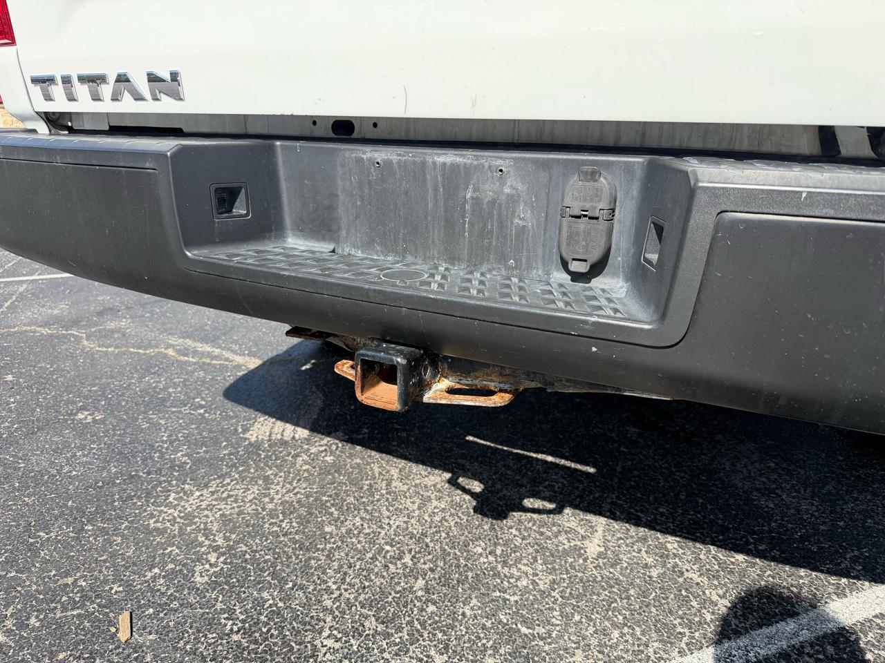 Nissan Titan S Crew Cab 2WD 2019