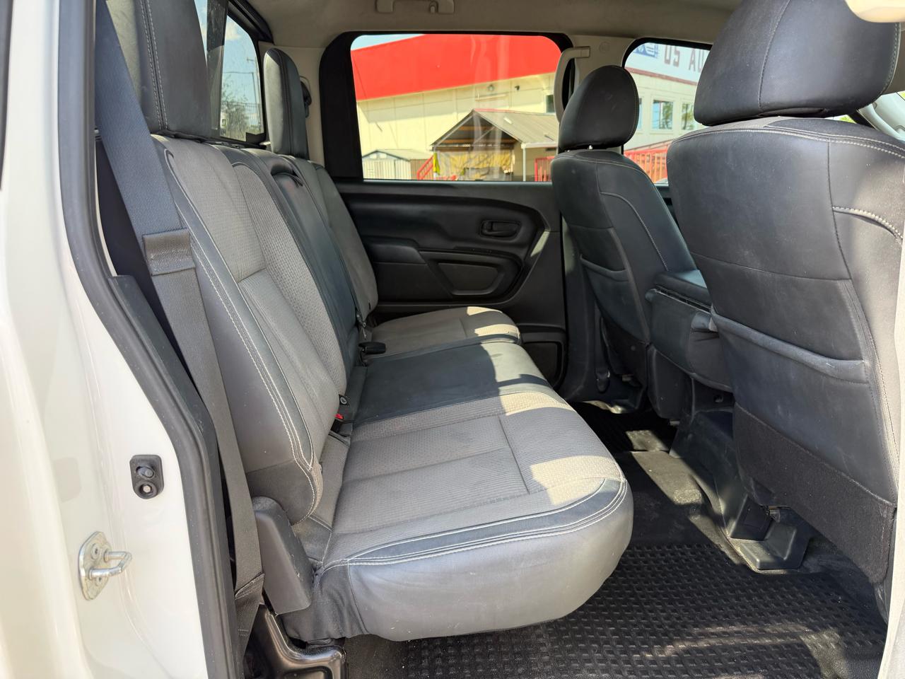 Nissan Titan S Crew Cab 2WD 2019
