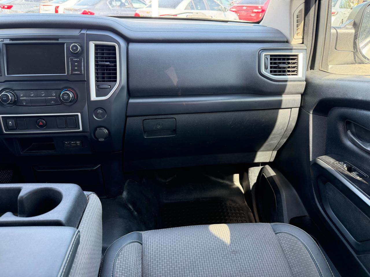 Nissan Titan S Crew Cab 2WD 2019